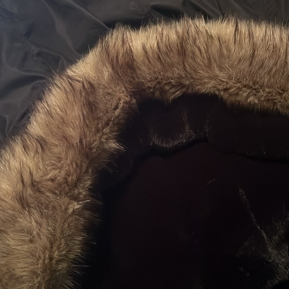 Aritzia summit parka - Picture 6 of 6